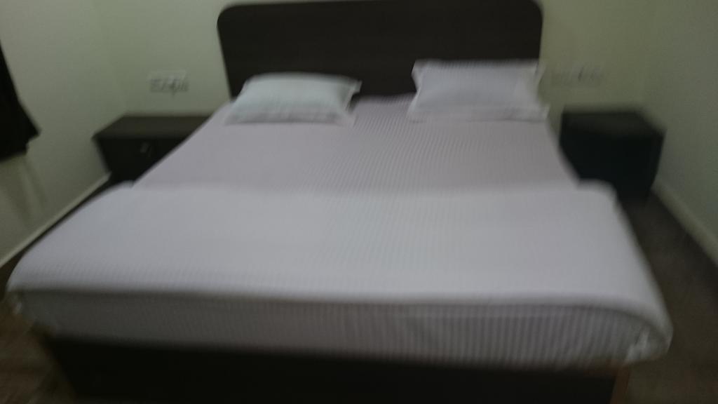 Hotel O Raaj Residency Ченай Стая снимка